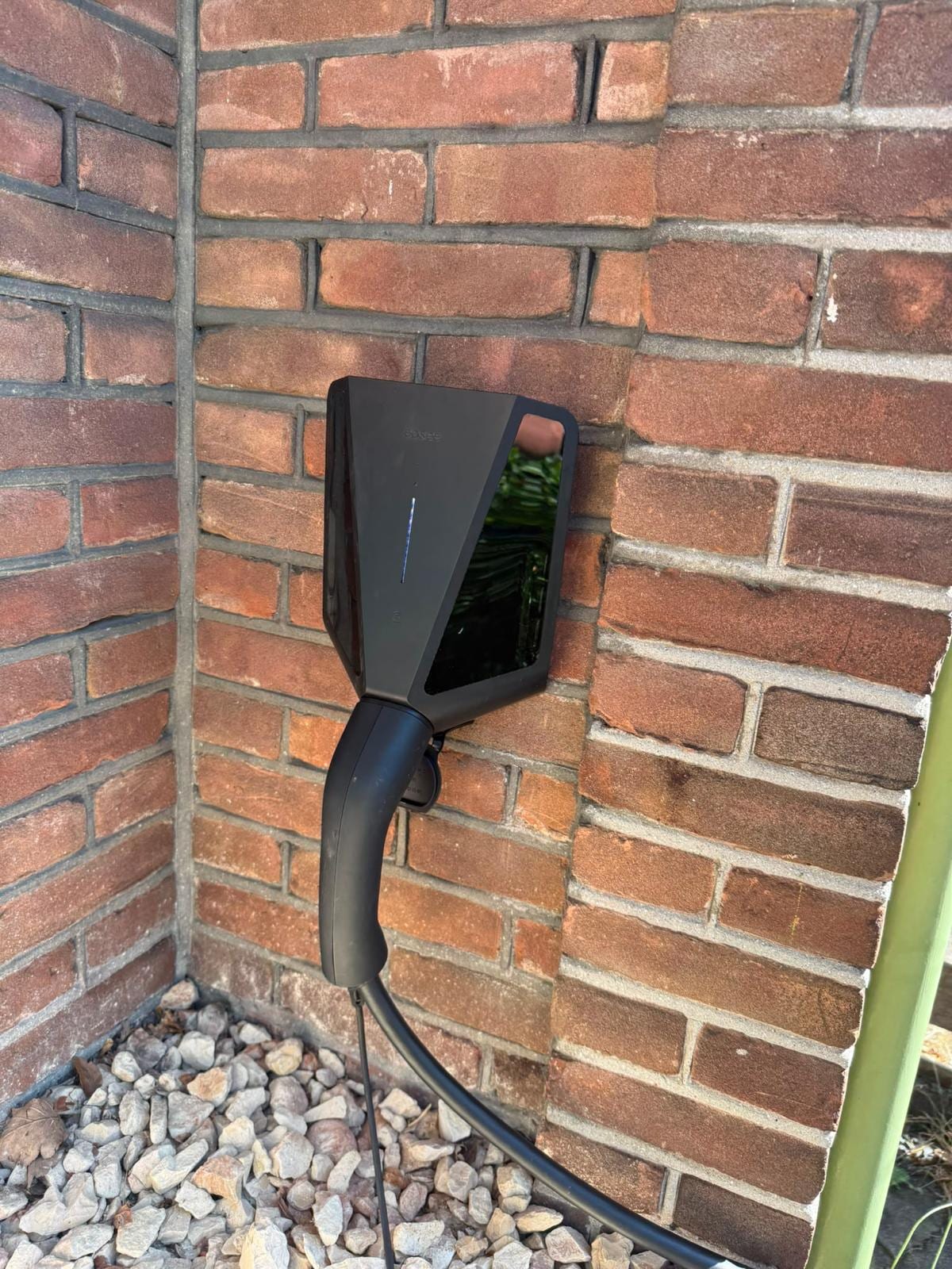 Laadpalen in Baarn geplaatst door Houvolt