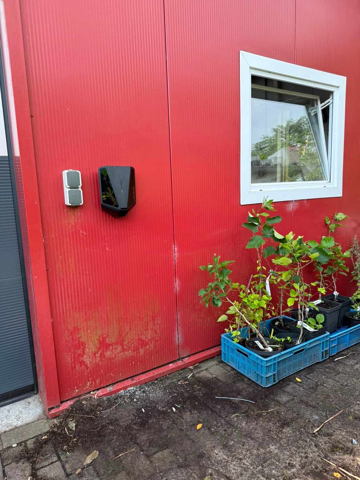 Laadpalen in Ede geplaatst door Houvolt