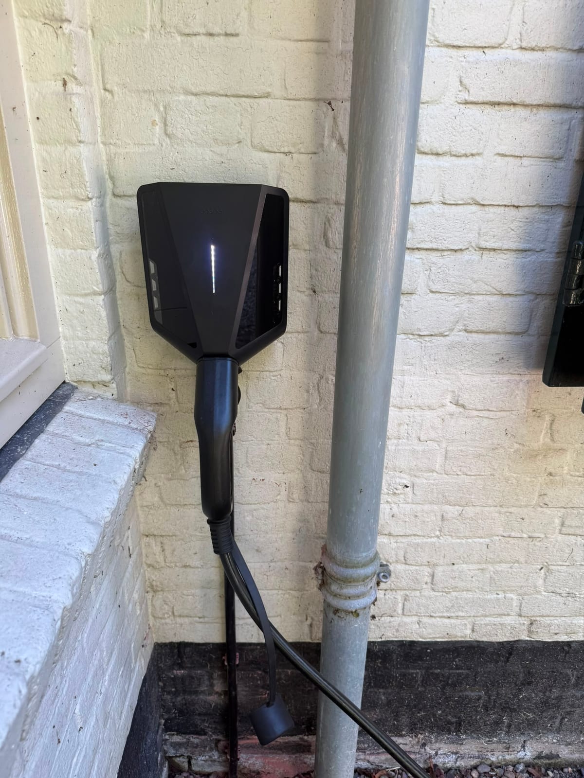 Laadpalen in Heteren geplaatst door Houvolt